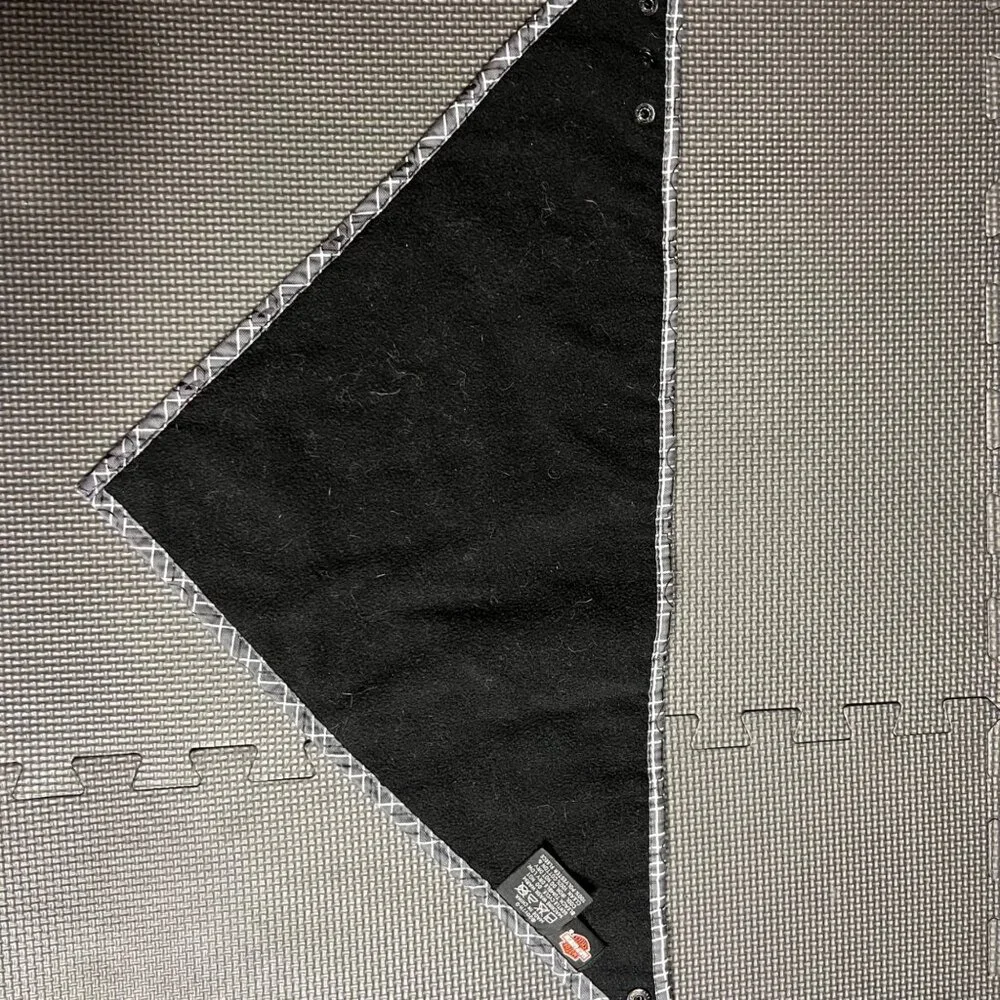 Harley-Davidson Skull Plaid Adjustable Dog Bandana Black & Gray Snap Closure - Picture 3 of 4